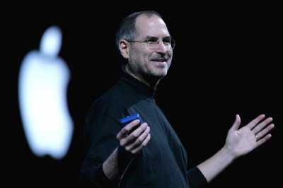 Apple’ın Kurucu İsmi Steve Jobs 56 Yaşında Hayatını Kaybetti