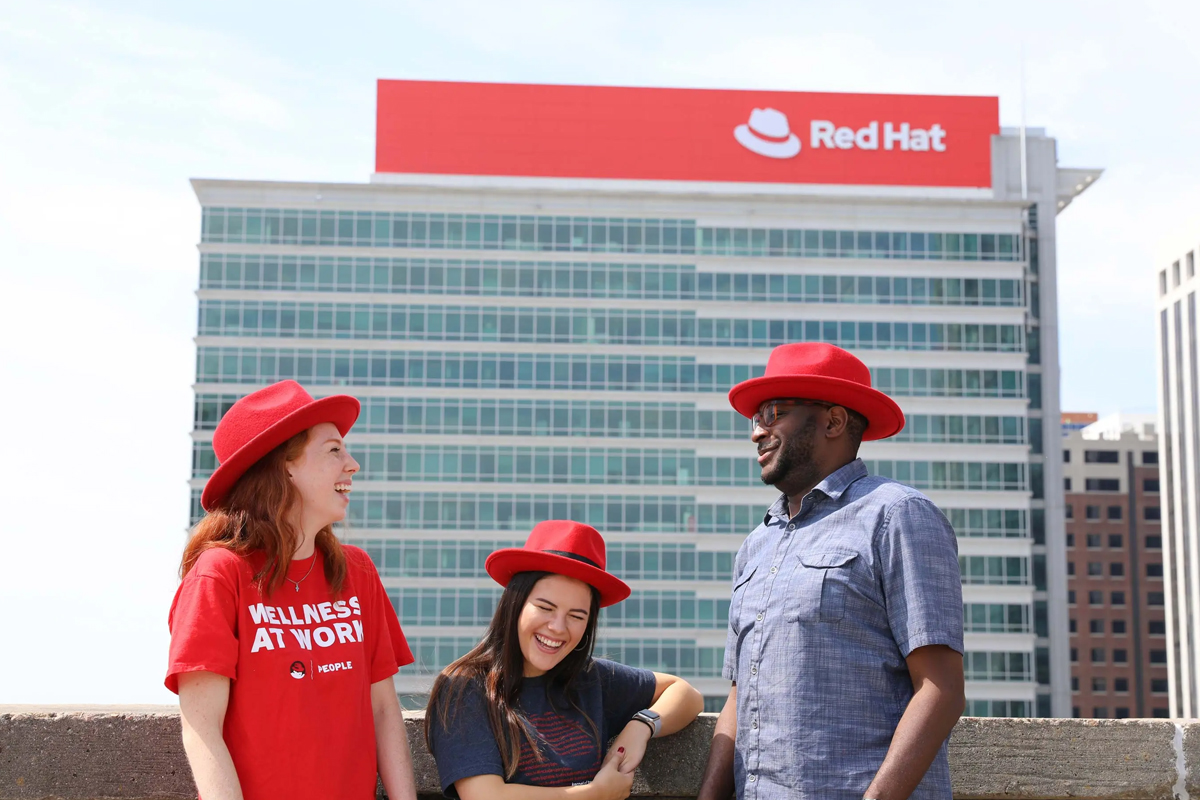 Açık Kaynakla Milyar Dolarlık Başarı: Red Hat’in Yükselişi